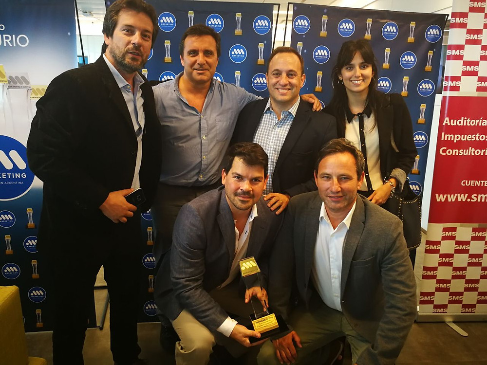 Equipo de marketing de Village Cines y Meira Productivity.