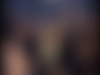 Lady Gaga aciona referências pop e 'fashion' na deliciosa house-dancinha 'Runway' 