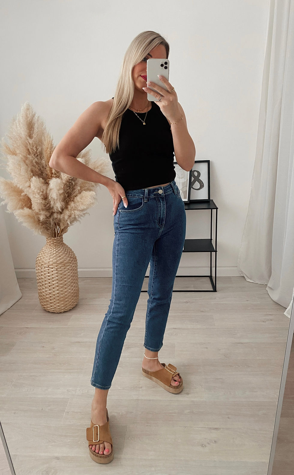 Miniaturbild: MOM-JEANS 0837