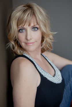 san diego makeup artist blonde1.JPG