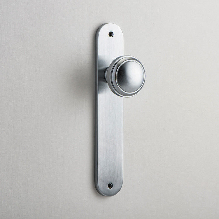 Thumbnail: Iver - Paddington Door Knob on Oval Backplate - All Variants