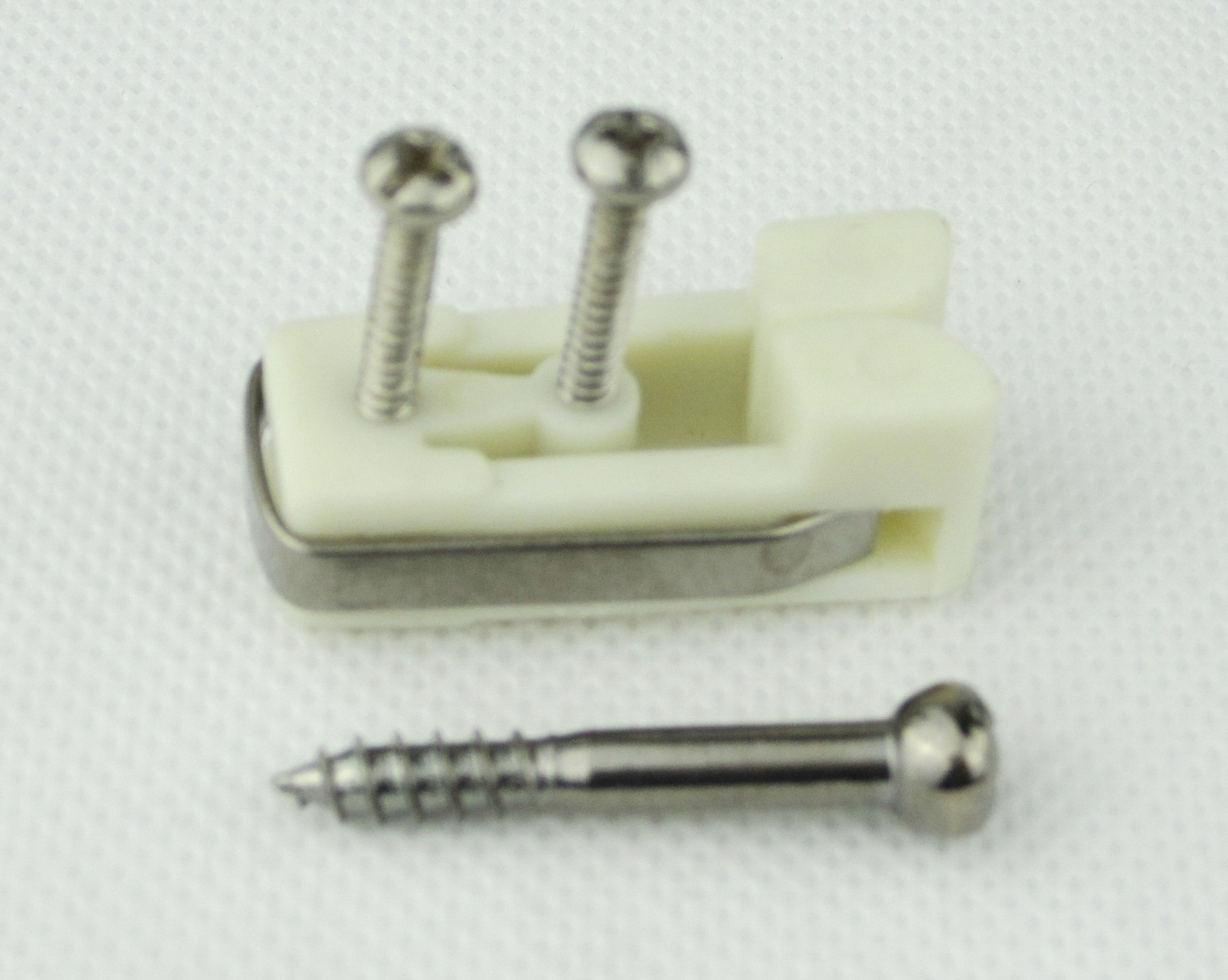 Worldwide - Cupboard Catch - Friction Gripper