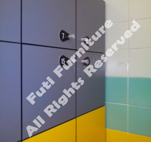 更衣室儲物櫃-有鎖