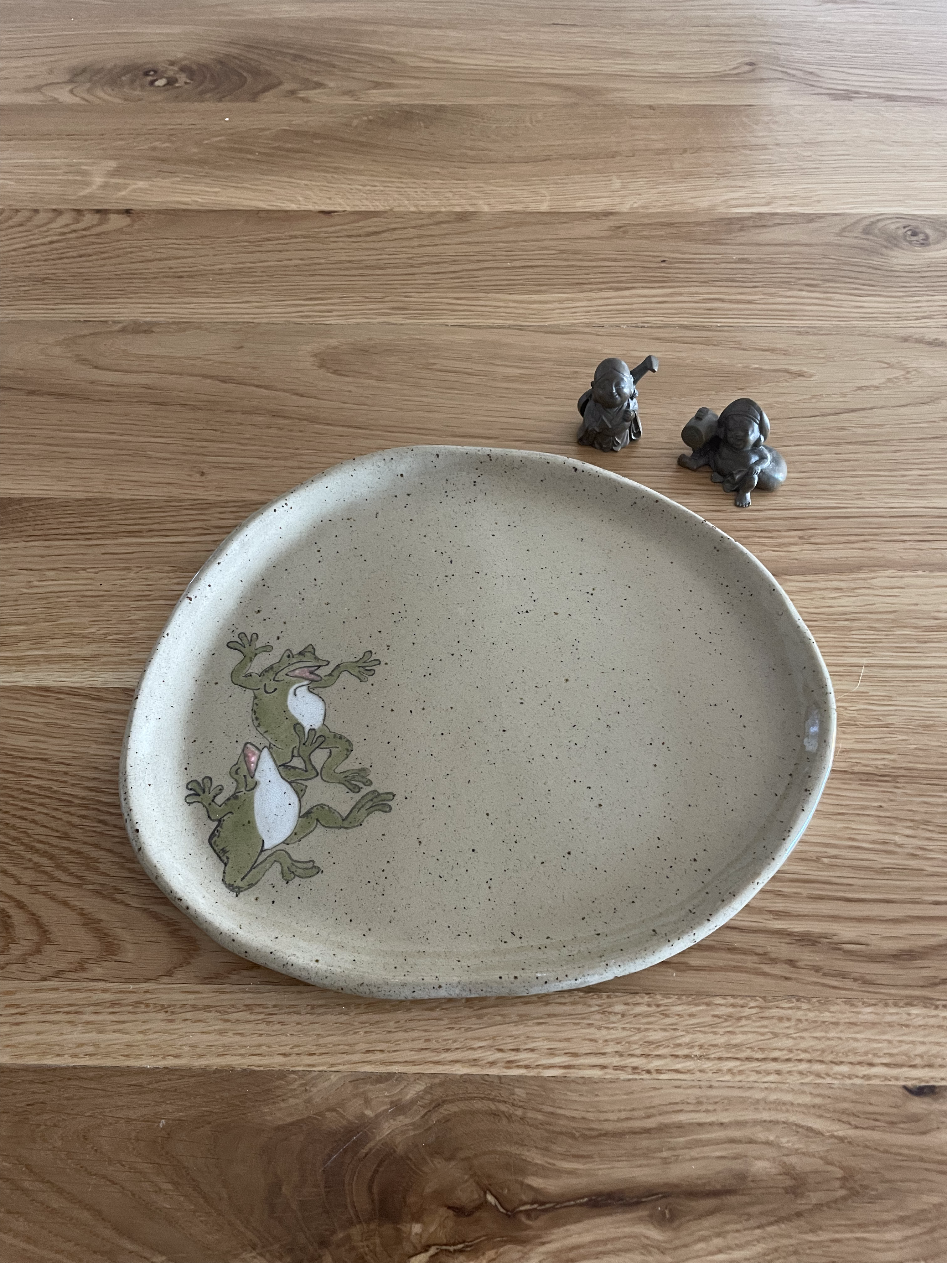 JAPANESE Plate 鳥獣戯画 צלחת מעוצבת / זוג צפרדעים