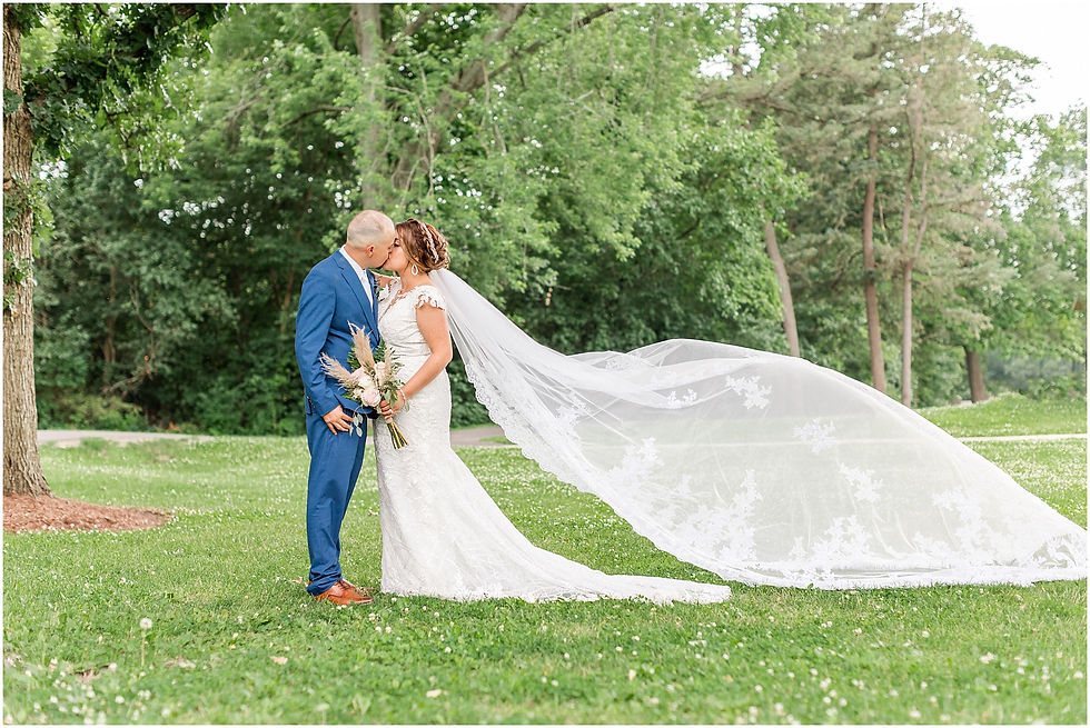 elegant-rustic-wedding-at-rancho-los-garza-lockport-il-wedding-photographer