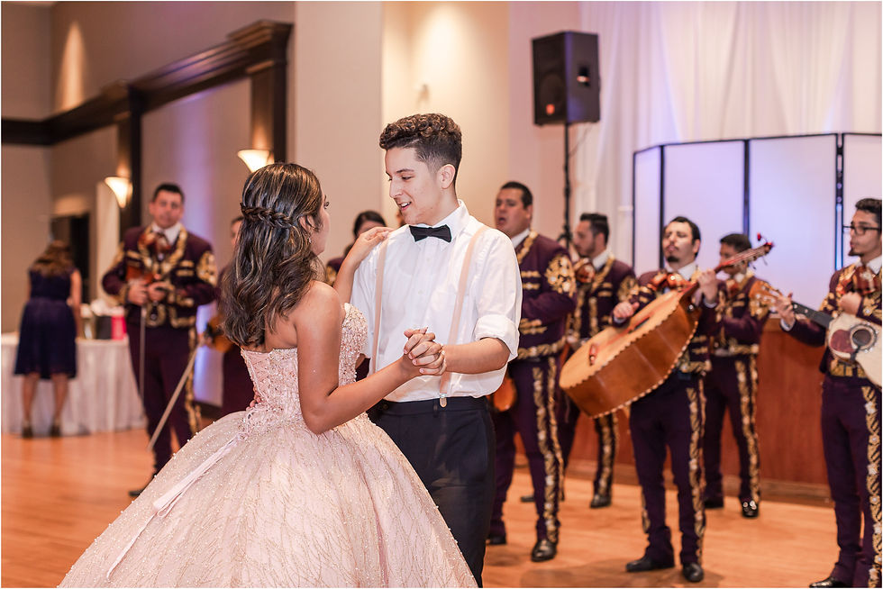 A Masquerade Quinceañera Schererville, IN HALLS OF ST GEORGE BICENNTENIAL PARK QUINCEAñERA