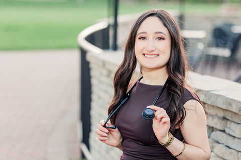 Celebrating Yailyn's BSN graduation from Loyola University Chicago with a fun & heartfelt session at the Naperville Riverwalk. 🎓🤍