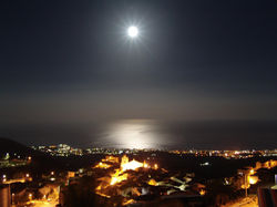 Luna (1)