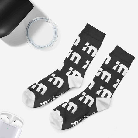 8 דברים שאתה יכול לעשות עם גרביים ממותגות