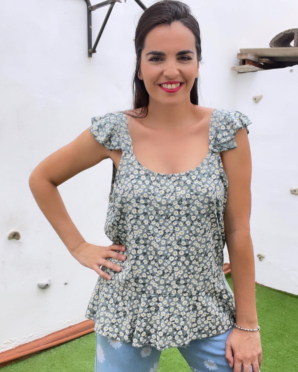 Miniatura: Camisilla Margarita 