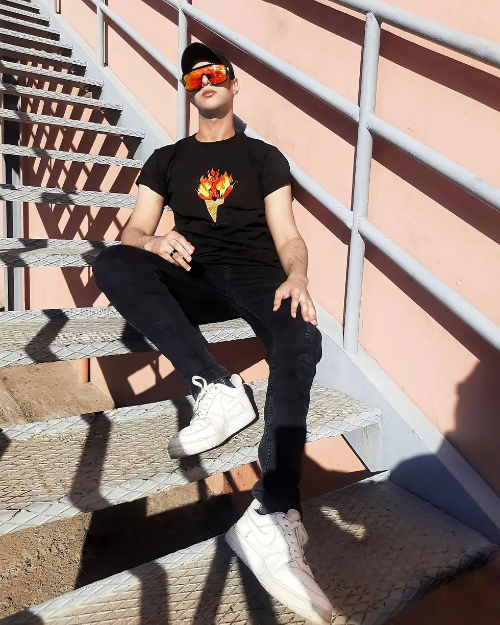 Thumbnail: Red Hot Chili Ice Cream T (Cone) - Dark Unisex  (Asia Only)