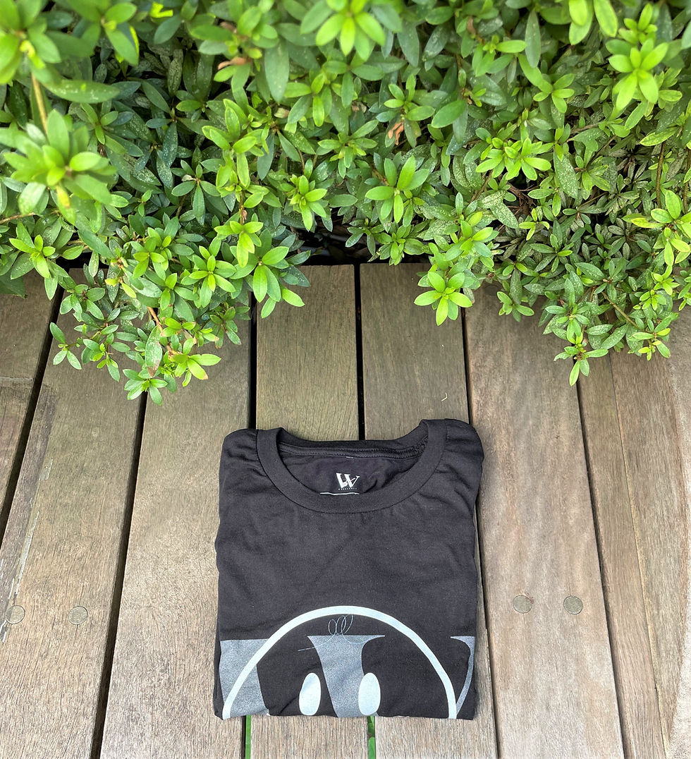 サムネイル： Having Fun Smile Logo T - Black - Unisex