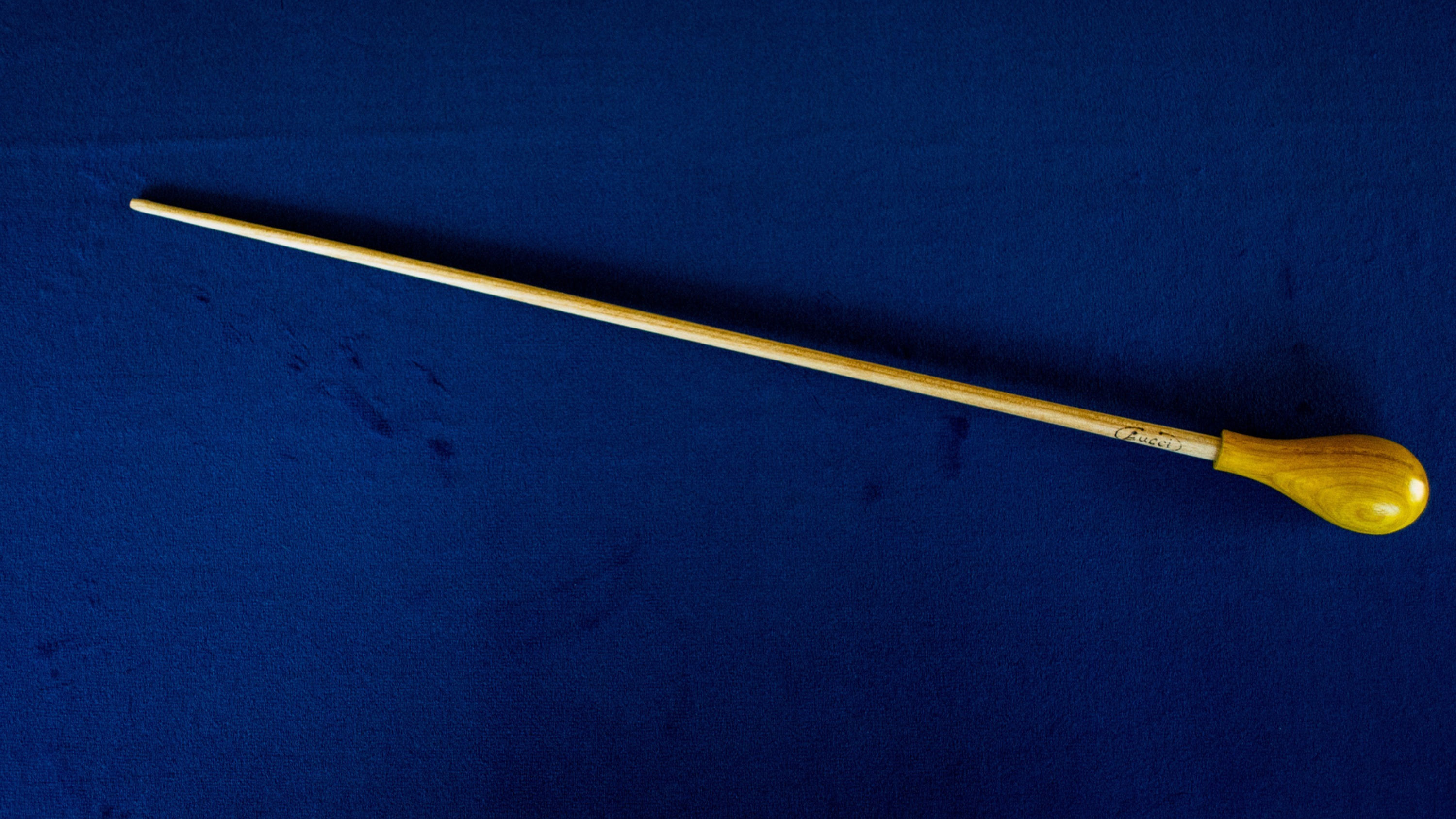 BERNSTEIN-bacchetta  con pomolo in frassino giallo palma