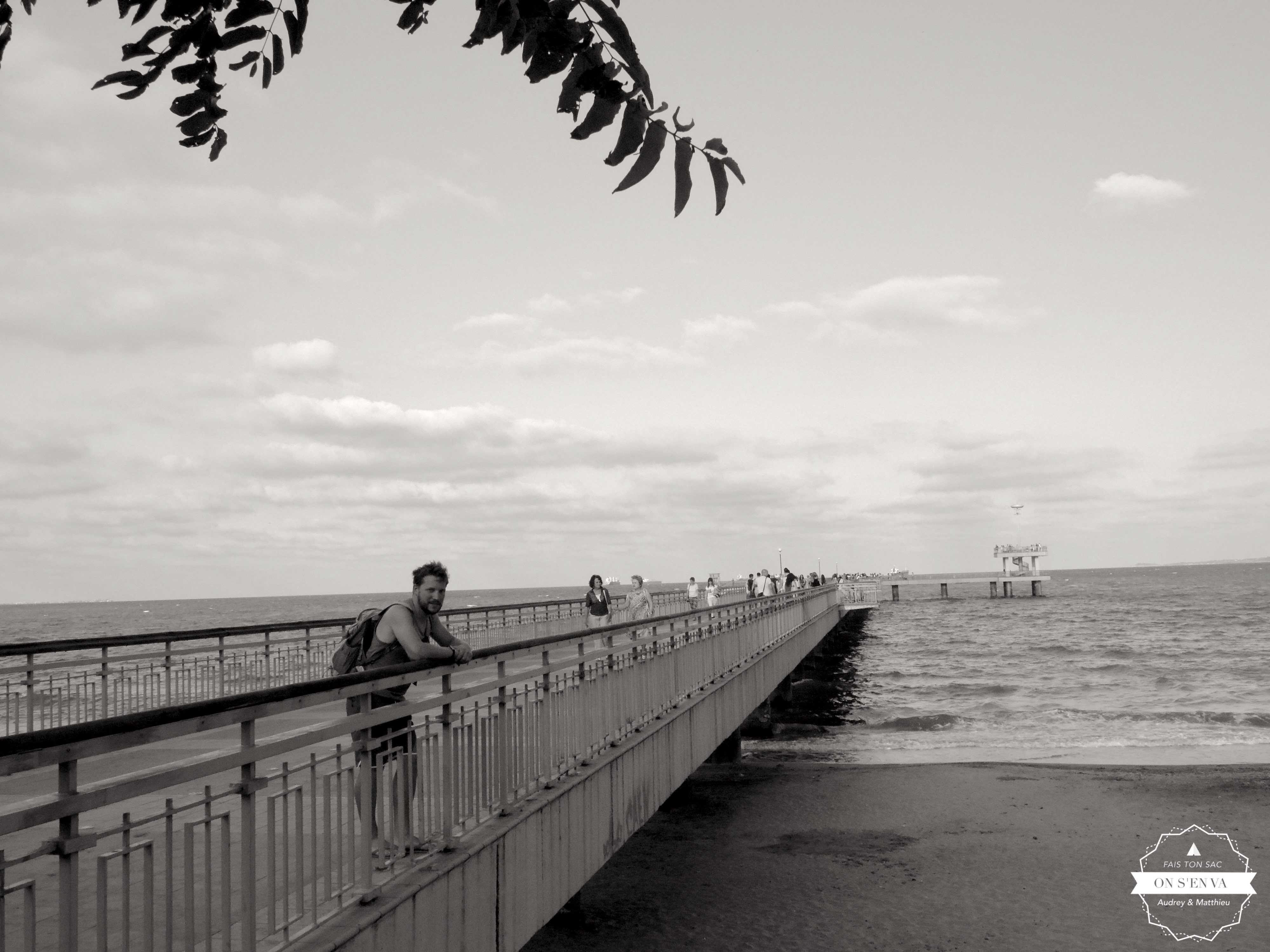 La jetée (l'emblème) de Burgas