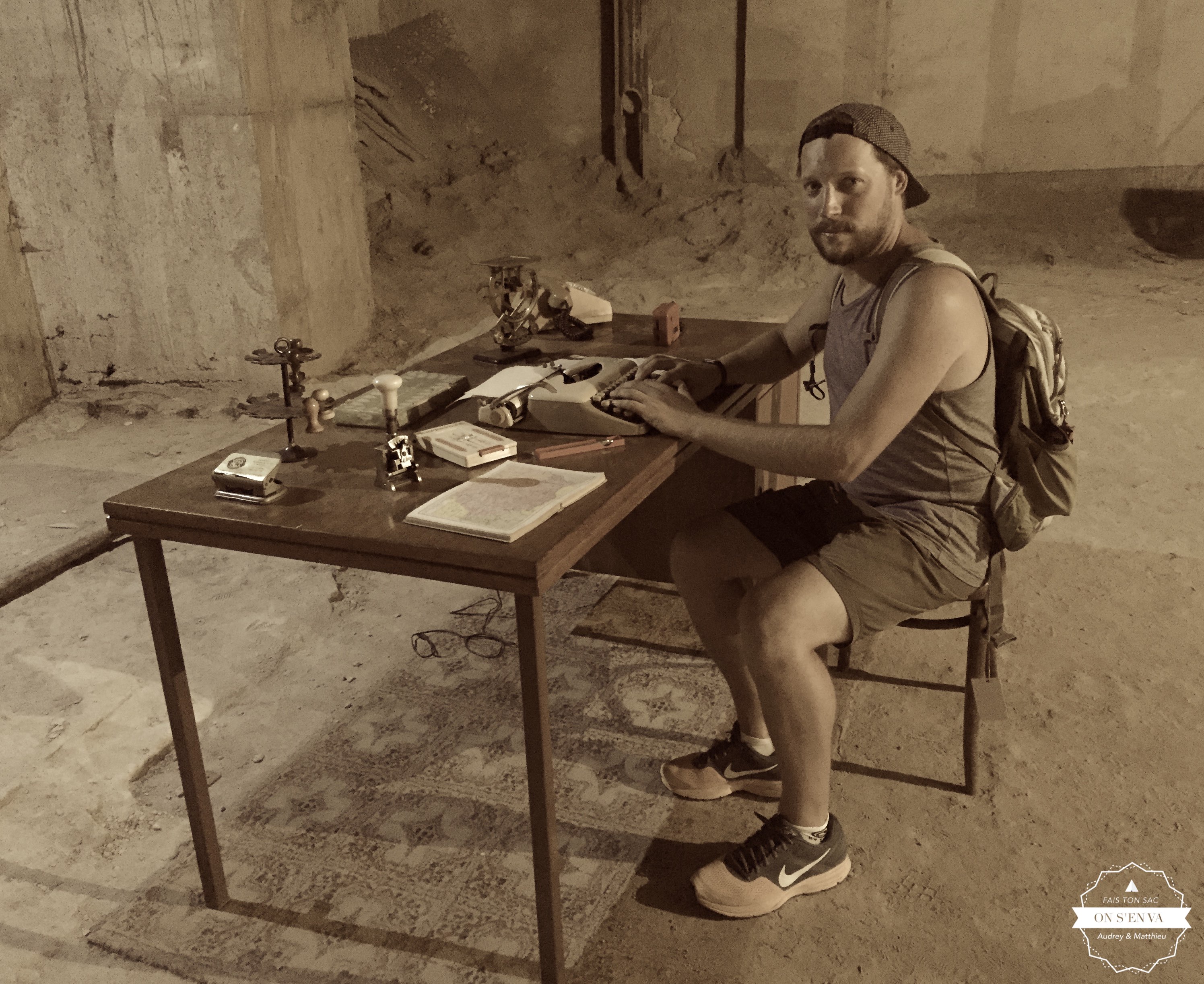 Matt dans les bureaux du Palais