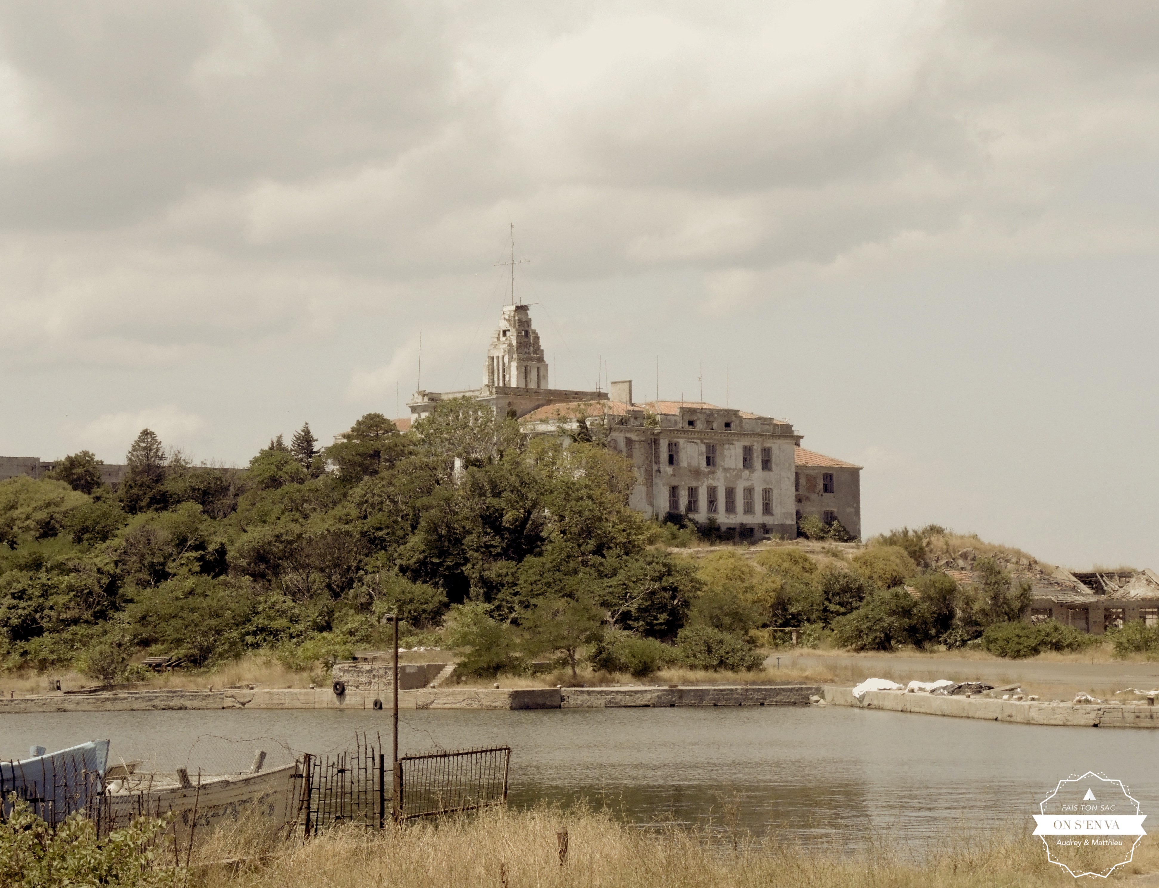 Un bâtiment abandonné, Sozopol