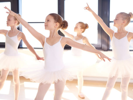 young ballet dancers