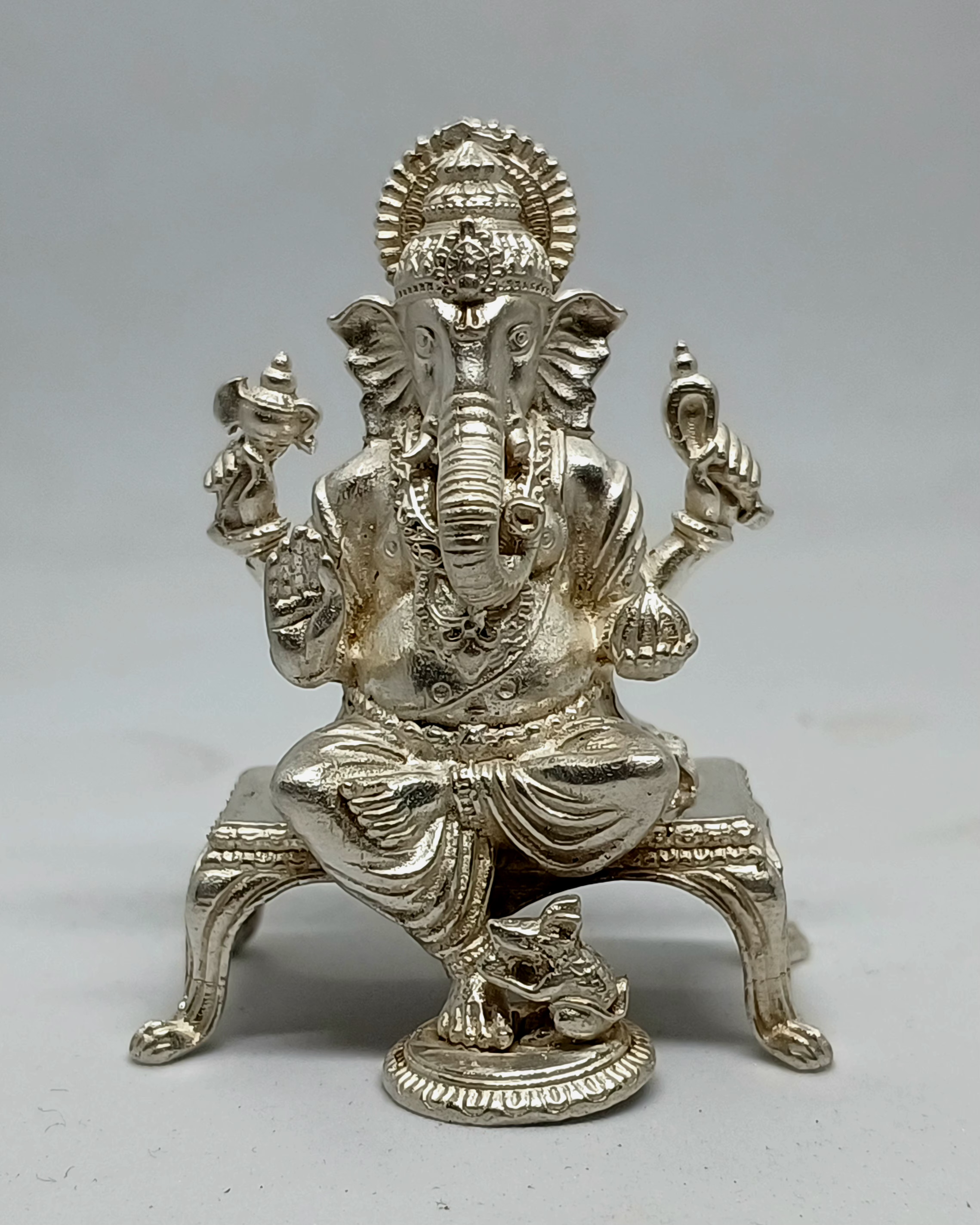 Dakshin Cult's Pure Silver Ganesh/ Pillayar/ Ganapati Solid Idol, on Simhasana