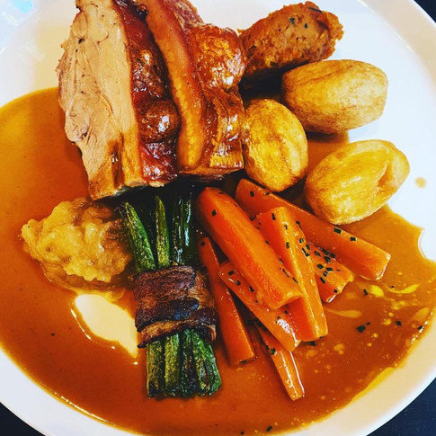 Roast dinner at the plough