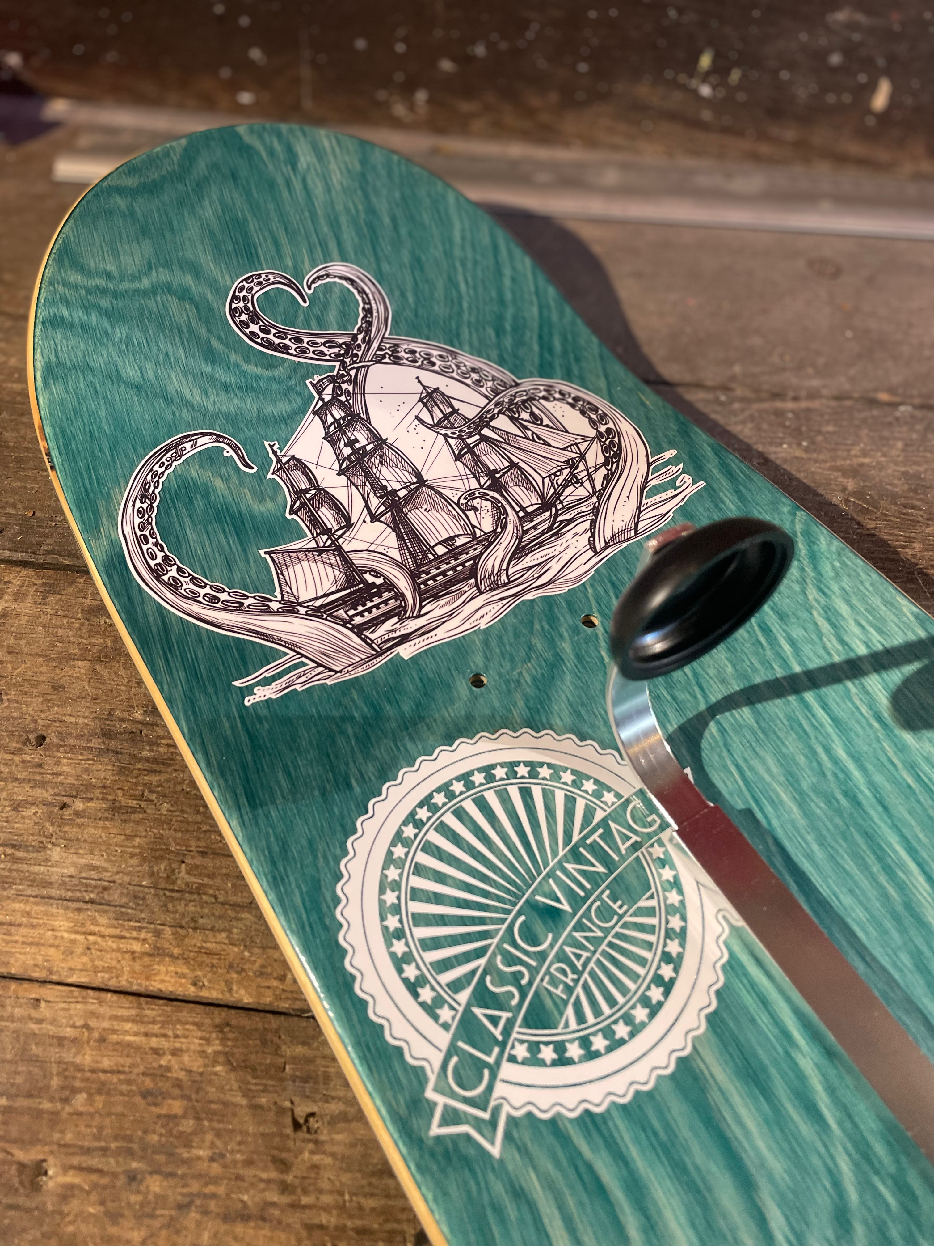 DISTRIBUTEUR SKATEBOARD Rhum palmier