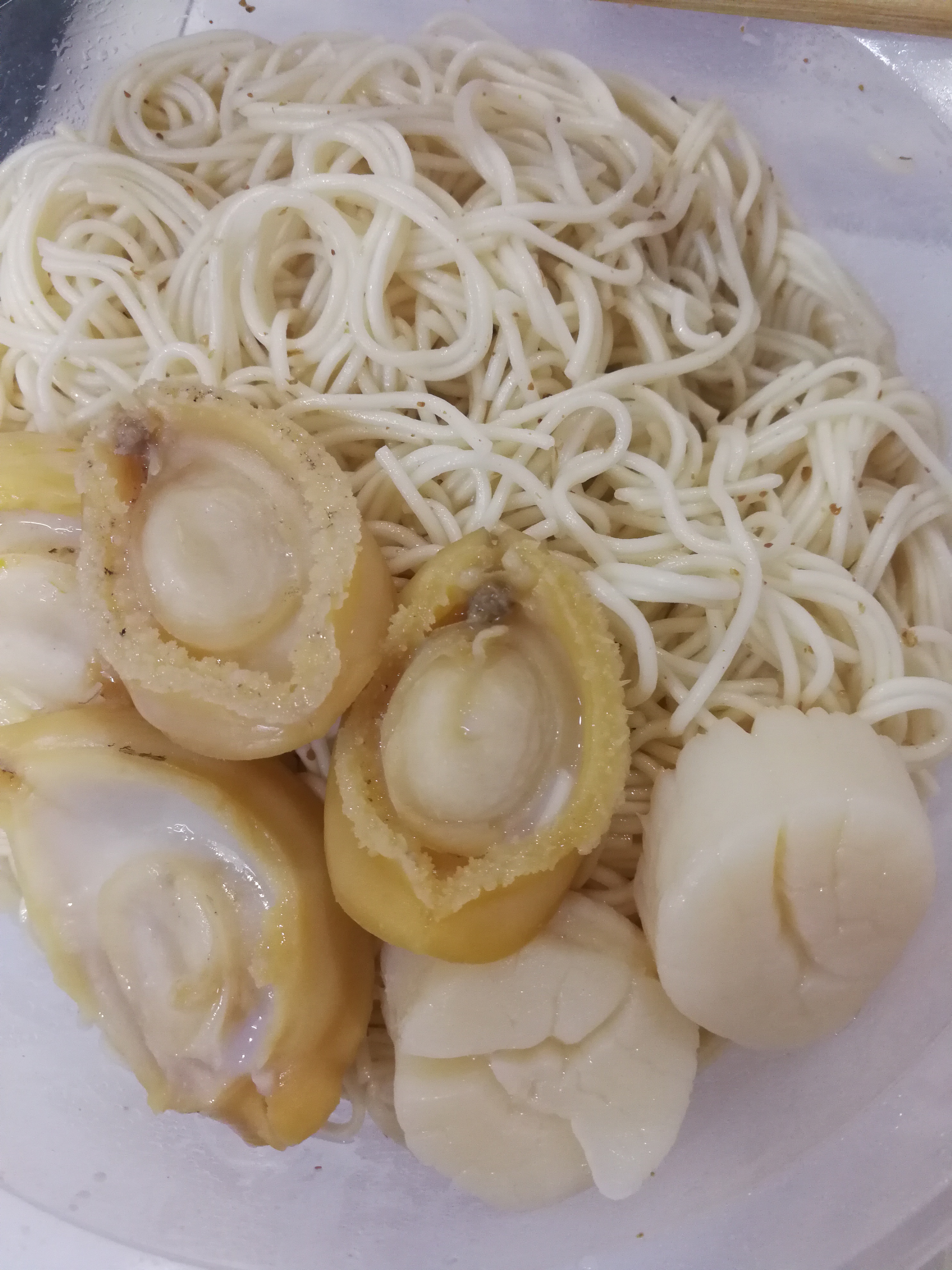 abalone w huai shan noodles