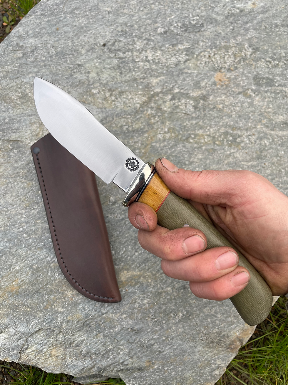 Thumbnail: Green and Natural Canvas Micarta Humbpack Hunter