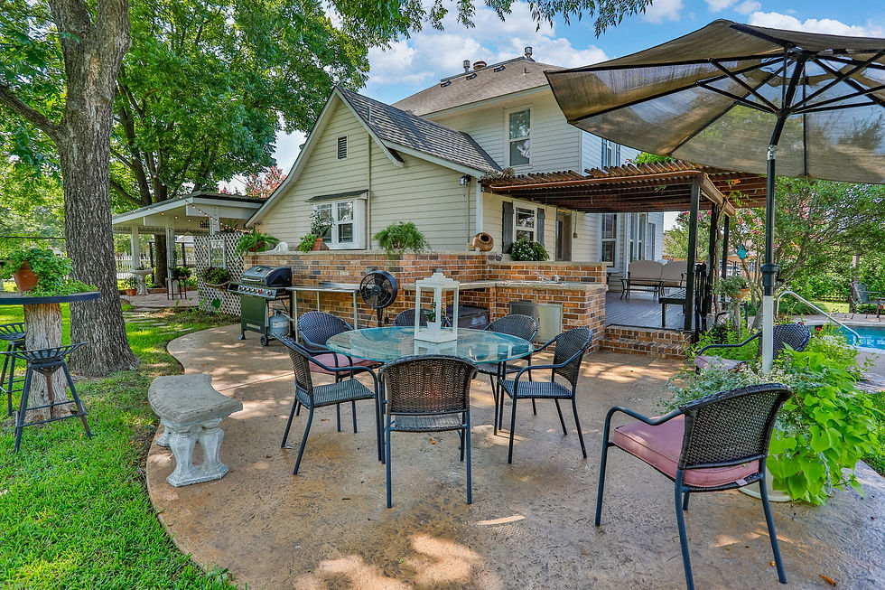 bed and breakfast/ muenster texas/ seyler haus/receptions