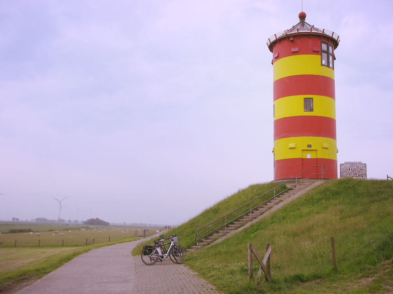 Pilsum lighthouse