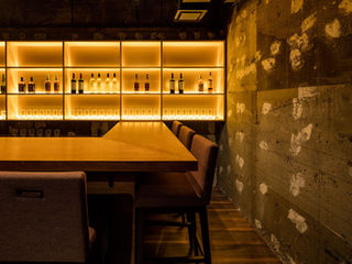 バーカウンターのデザイン | Brutal Bar design Tokyo