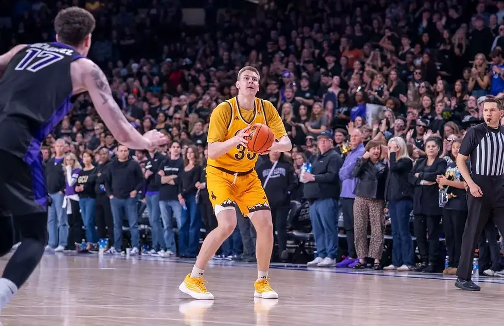 Photo courtesy of UW Athletics 