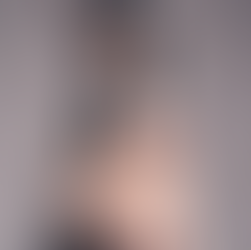 ¡DEMASIADO ATREVIDA PARA SU PROPIO BIEN! ESTA FIGURA DE SUCUBUS ESTÁ ROMPIENDO INTERNET