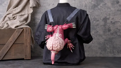 ¡EL LICKER AHORA QUIERE ALIMENTARTE! UNIVERSAL STUDIOS JAPAN PRESENTA SU TERRORÍFICA COLECCIÓN DE RESIDENT EVIL