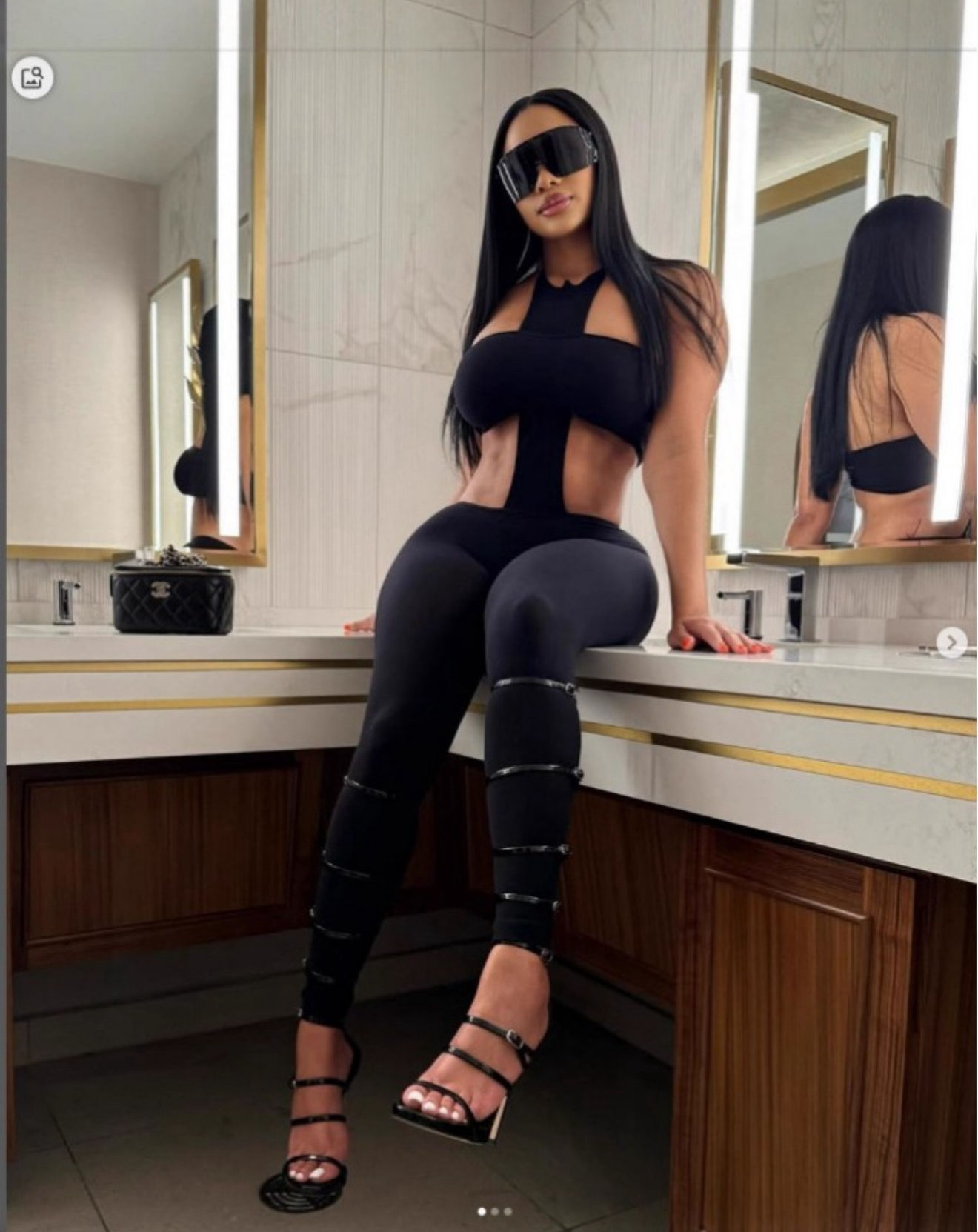 Cut-Out Fitted jumpsuit