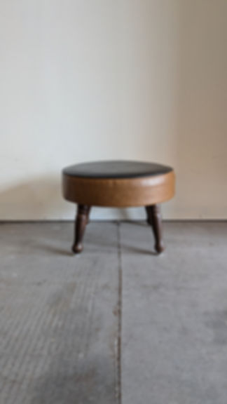 MCM Ottoman