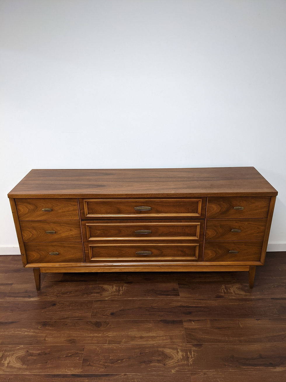 Thumbnail: Broyhill Dresser Set
