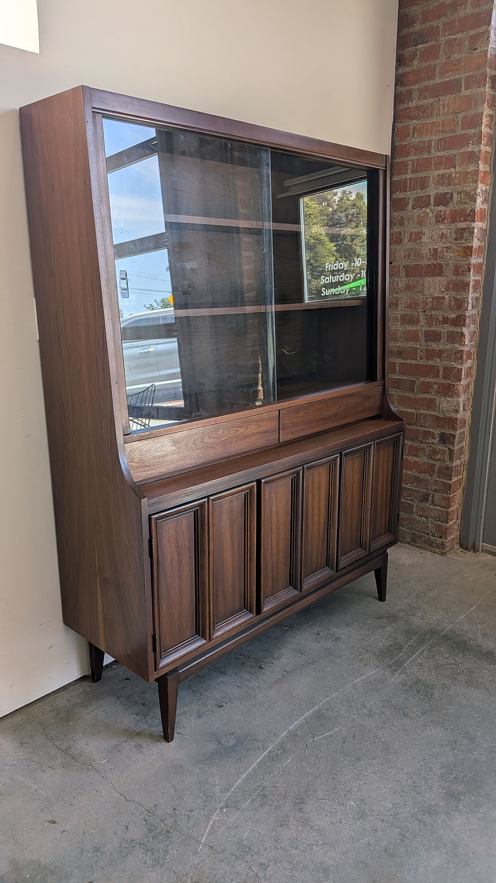 Thumbnail: Mid Century Modern Hutch
