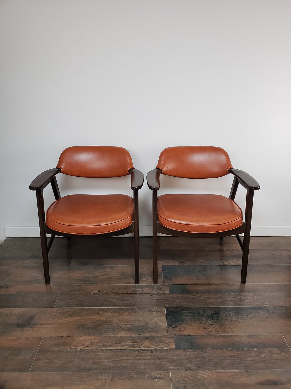 Vintage Mid Century Modern Paoli Chair Co.Side Chair 15Two Home