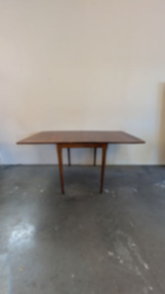 Mid Century Modern Dining Table 