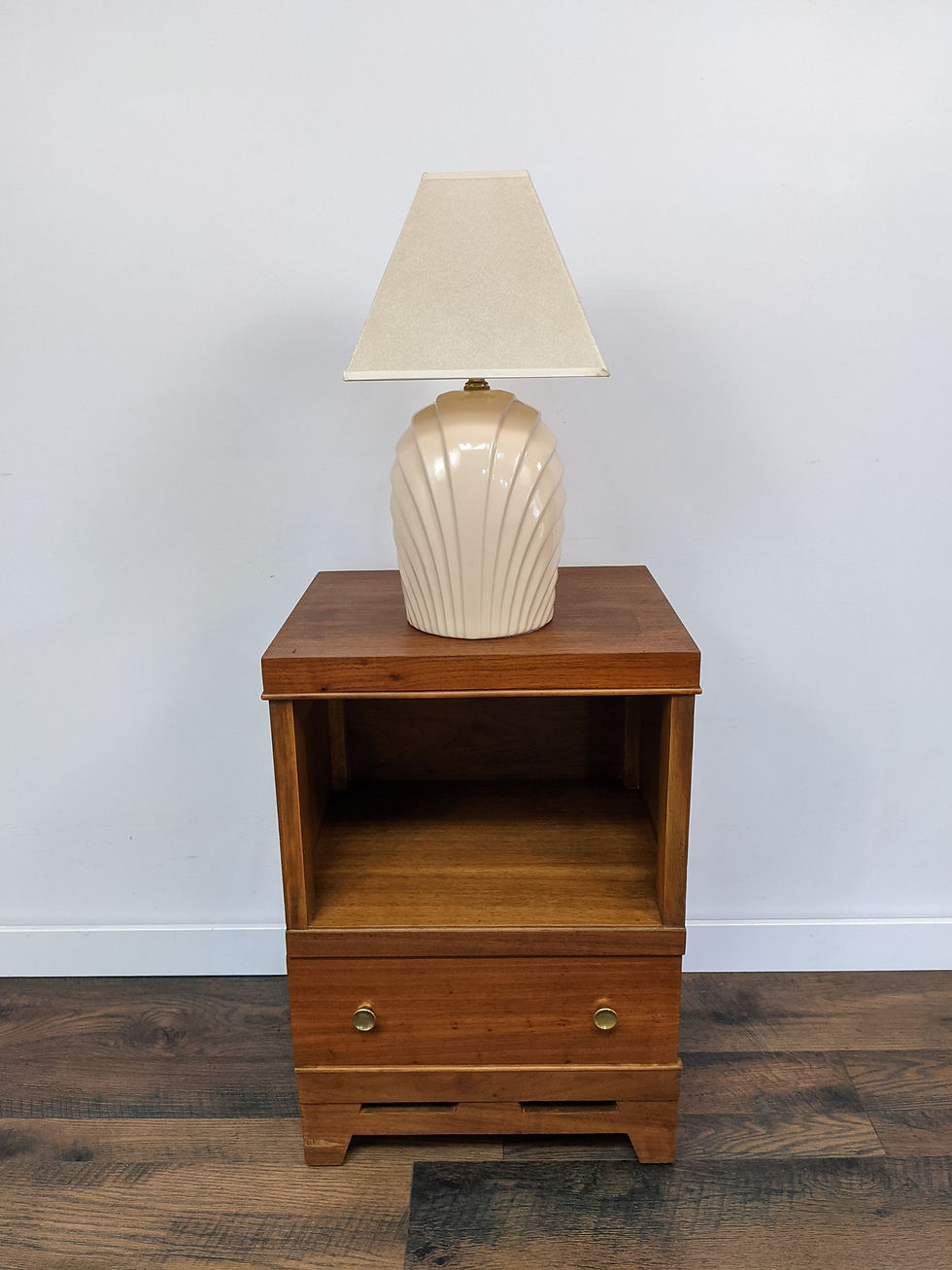 Thumbnail: Ceramic Shell Lamp