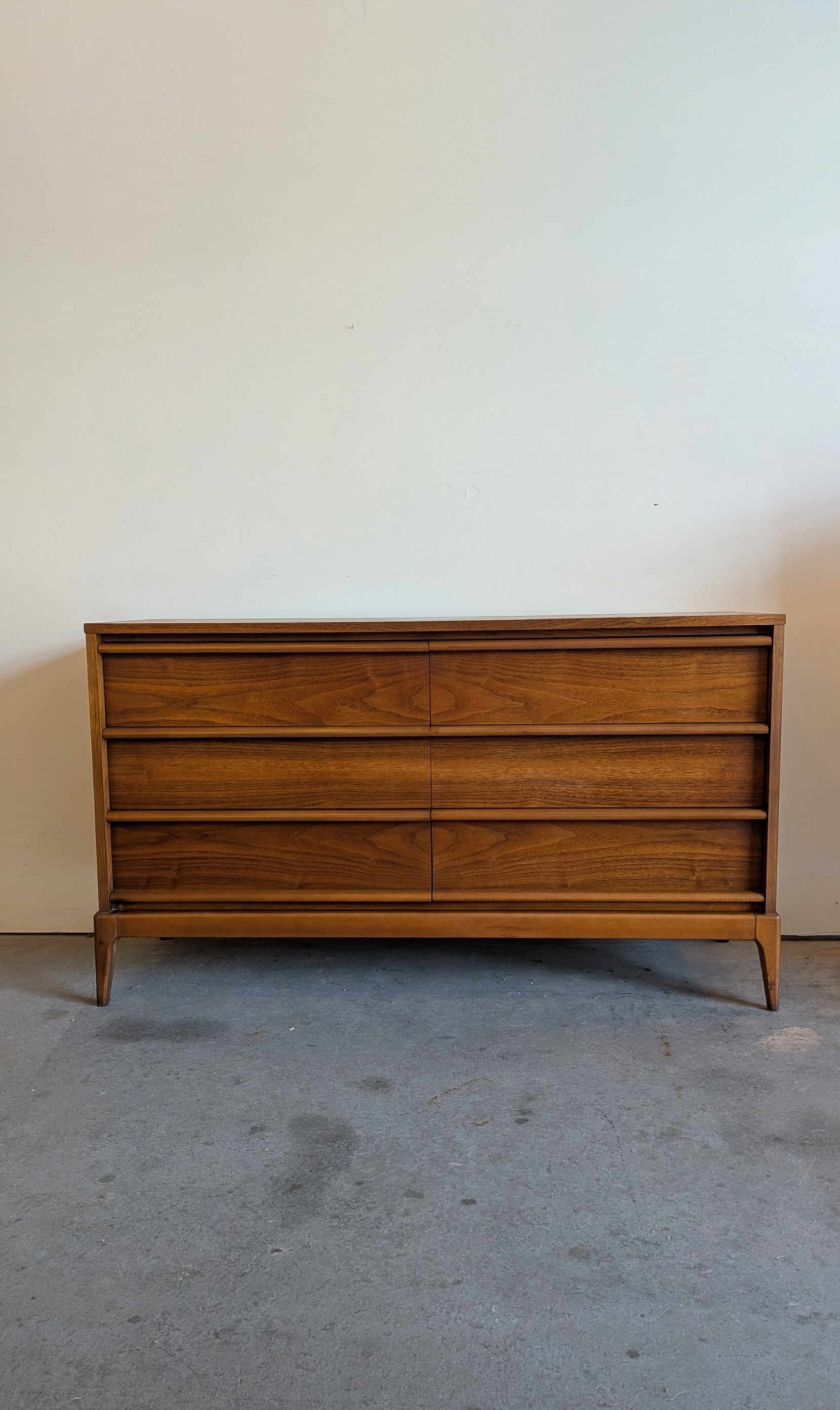Lane Six Drawer Lowboy