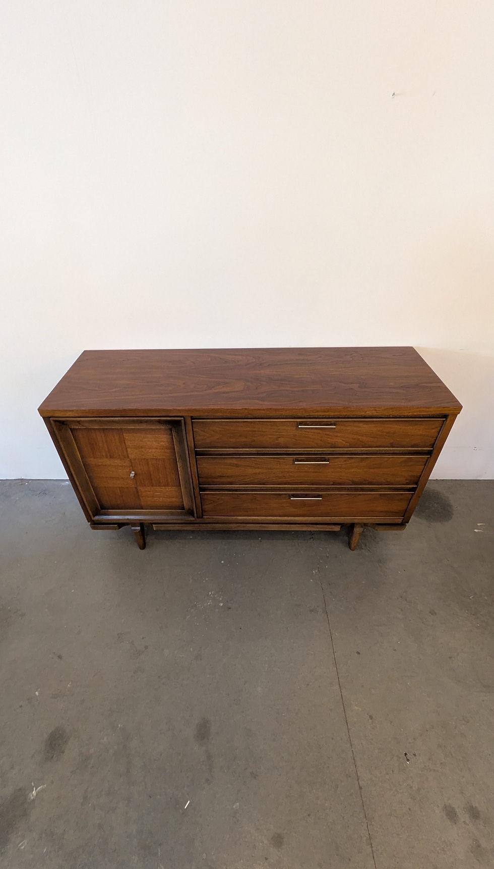 Thumbnail: Mid Century Modern Console Dresser