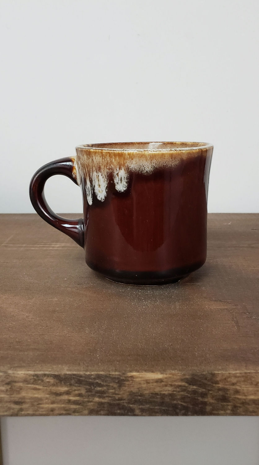 Thumbnail: Set of Four Drip Ceramic Mugs 
