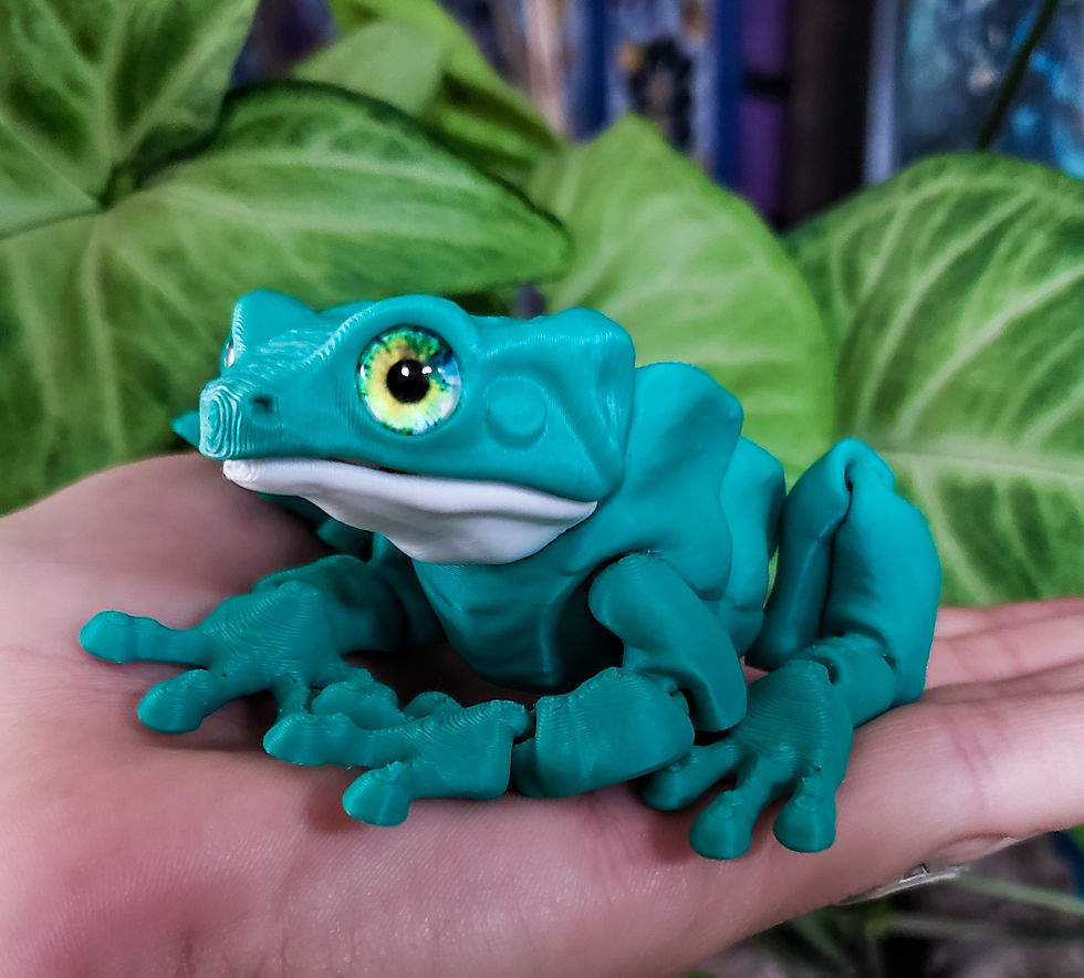 Thumbnail: Small Waxy Tree Frog