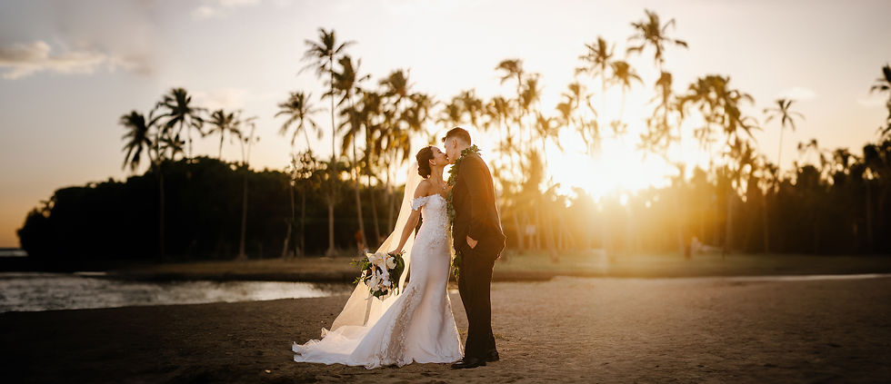 Jolene_Micah_Hawaii-1007h_headerkl.jpg