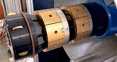 AlignmentClamp398x213V1.gif