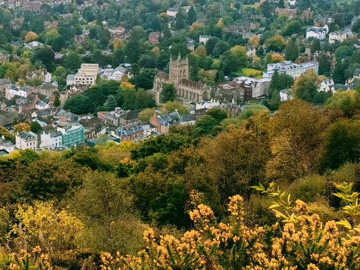 iew from North Hill overlooking Great Malvern town and surrounding countryside, Malvern Hills, Worce