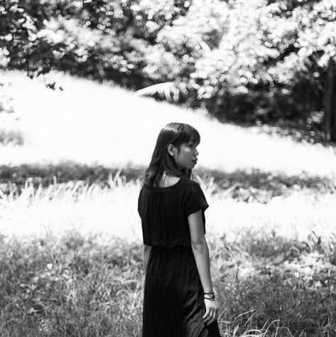 Sabrina Manansala talks pain and vulnerability in latest single, ‘Honey Please Stay’