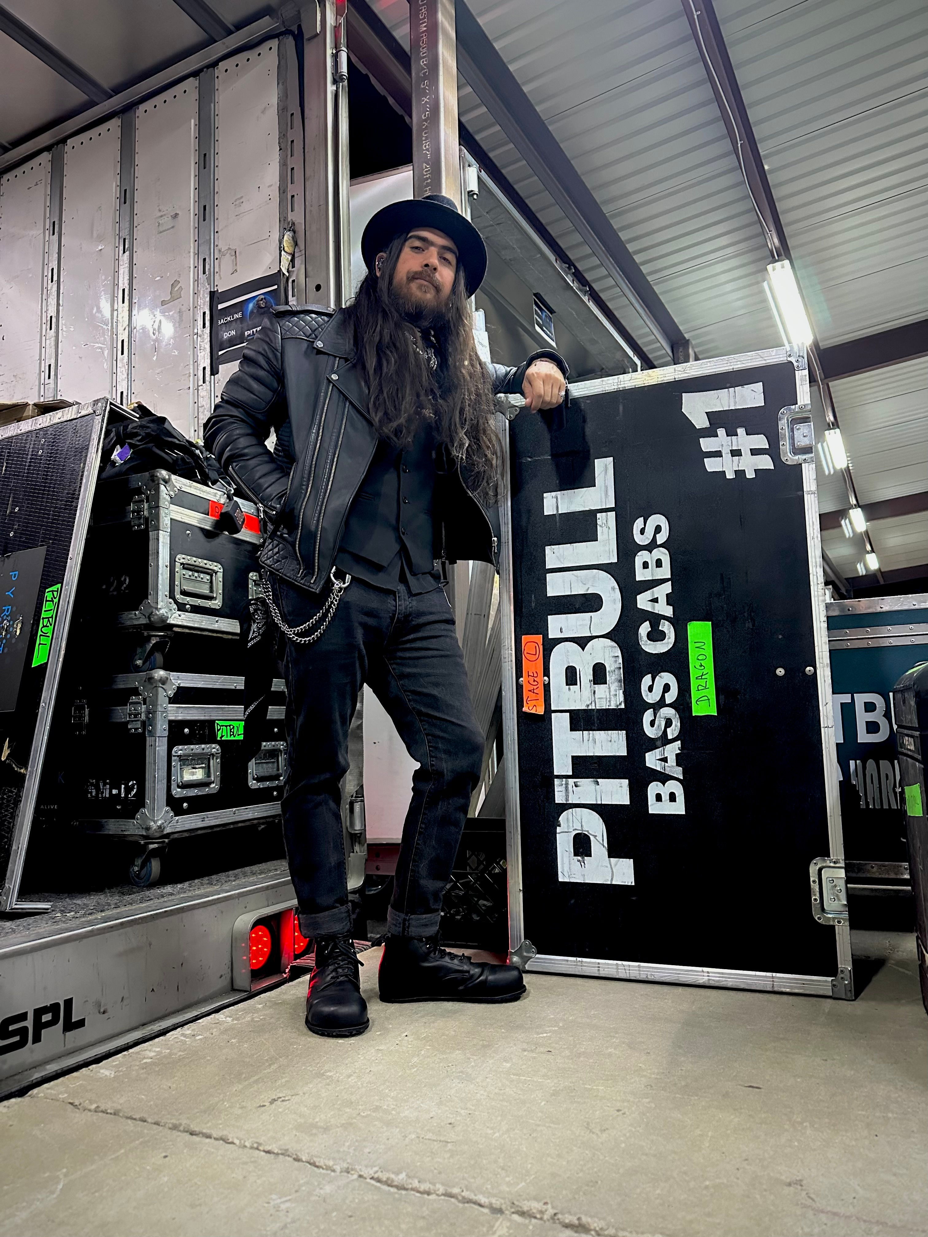 RALPHY VALENCIA - PITBULL