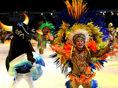 Caprichoso e Garantido: Rivalidade de gerações com identidade cultural