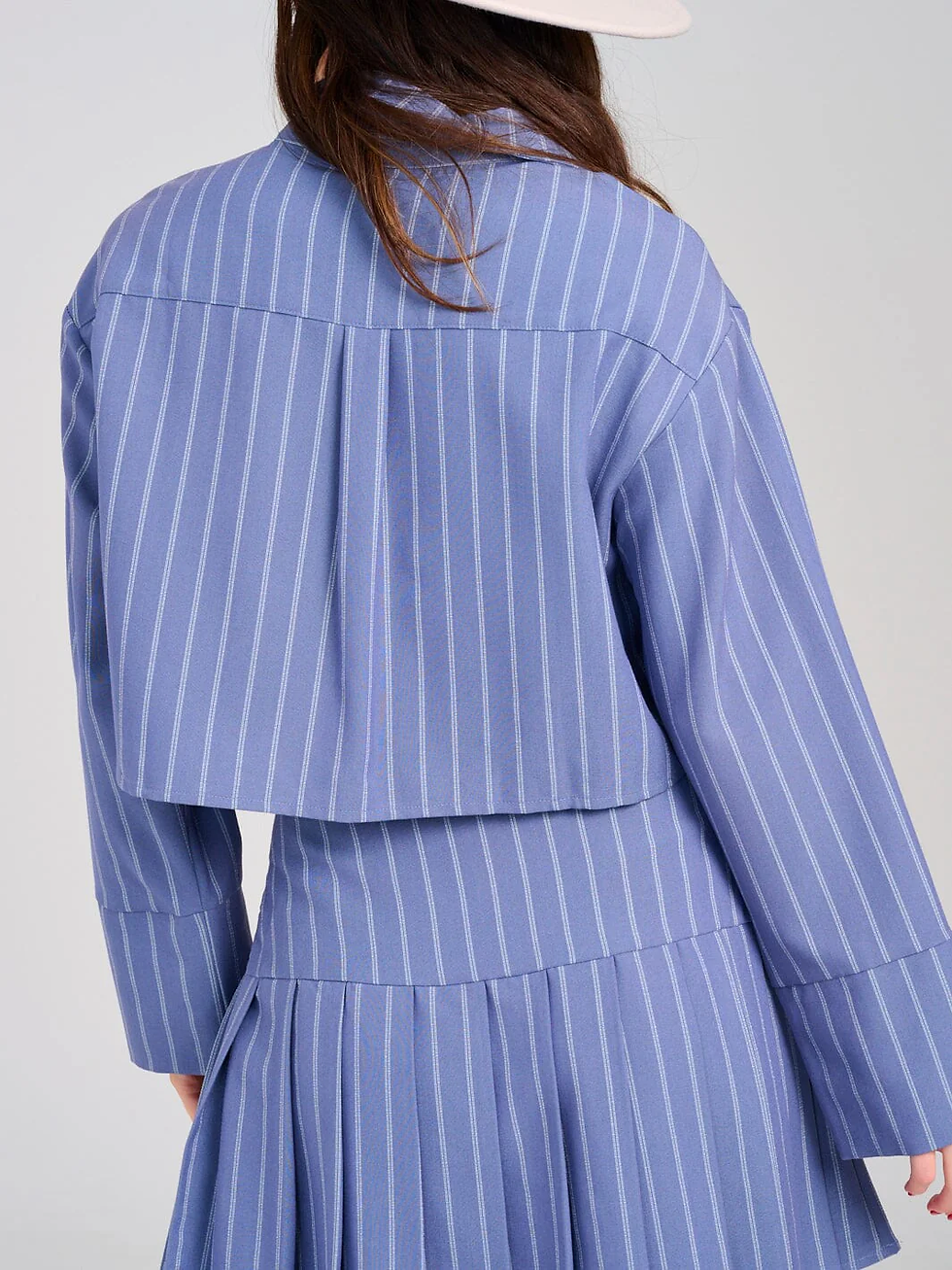 Thumbnail: LONG SLEEVE TOP & ZIP UP MINI SKIRT STRIPES 2PC. SET